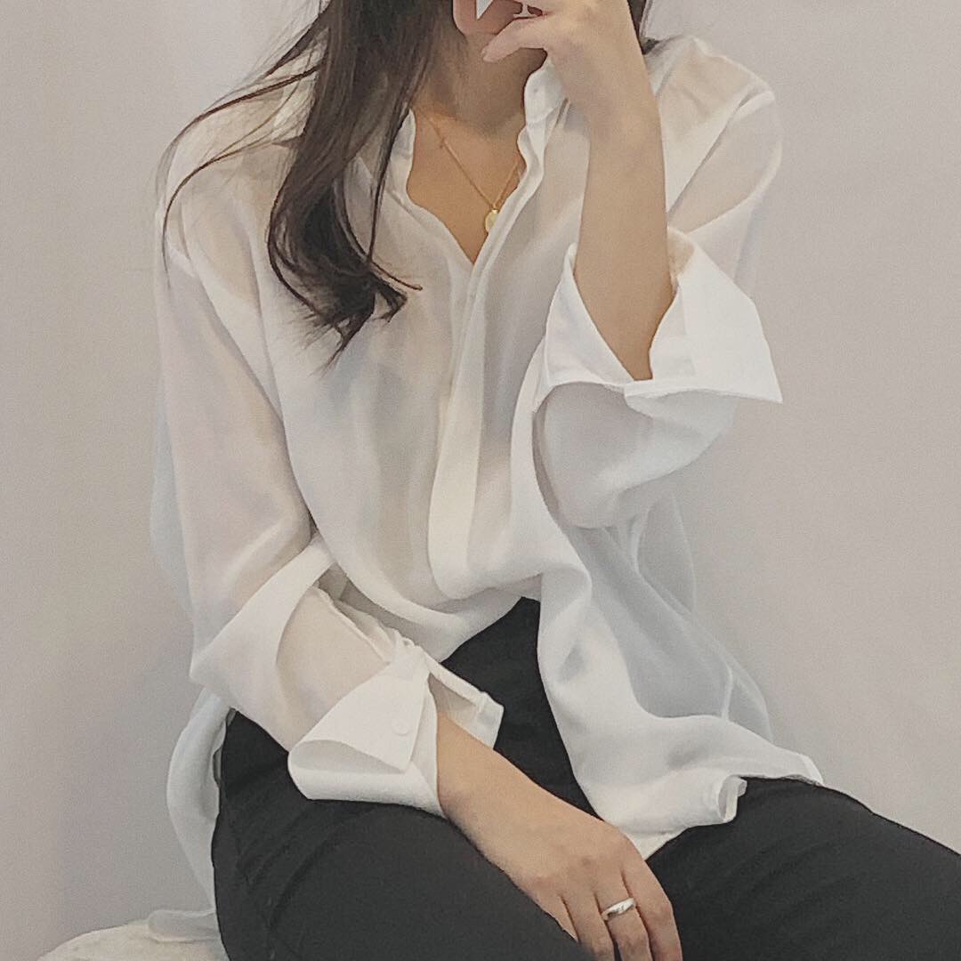glossy blouse [ivory]