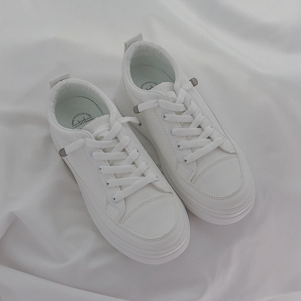 thecoi(더코이) - basic white lace-up shoes(베이직 화이트 레이스업 운동화)