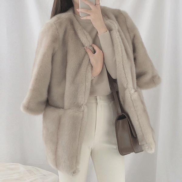 thecoi(더코이) / real fake fur jacket(리얼 페이크 퍼 자켓)